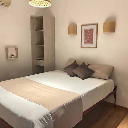 Hotel Restaurant Les Jasses De Camargue Галларг-ле-Монтюё Экстерьер фото